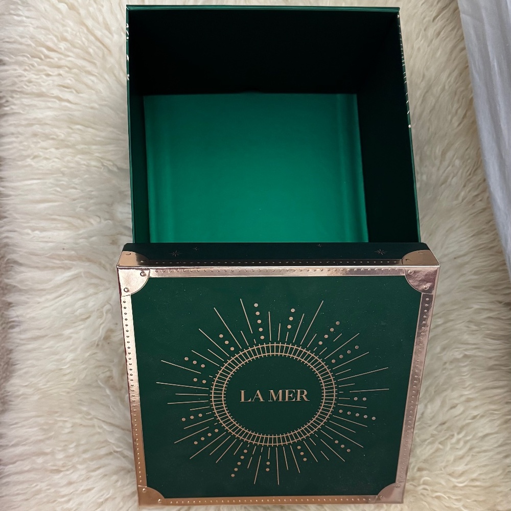 La Mer Deep Green with (metal) Empty Gift Box - Never used